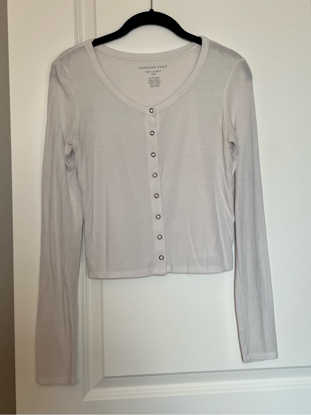 American Eagle Button Front Long Sleeve Top
